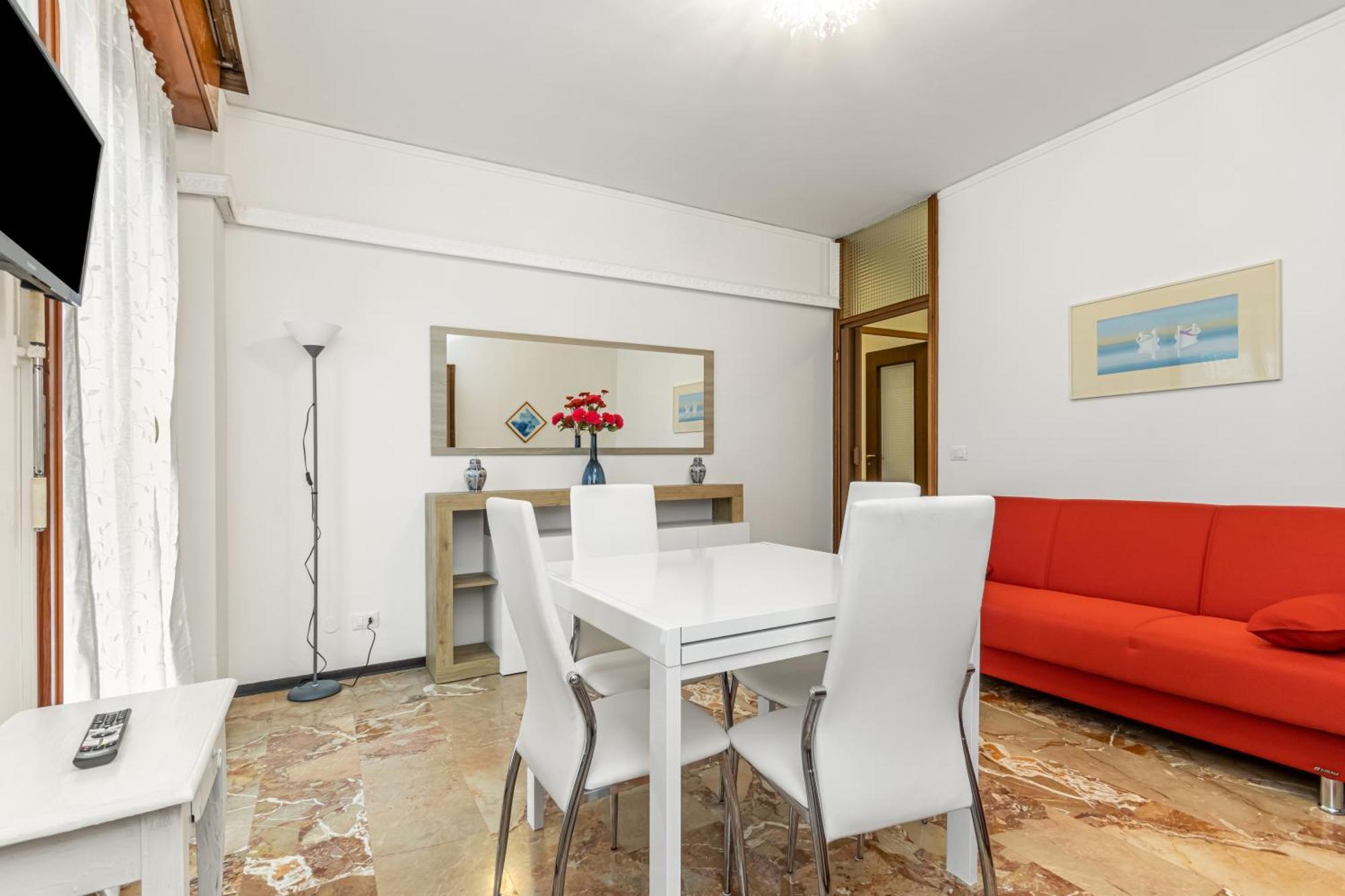 Apartment In Mestre With Parking! Venice